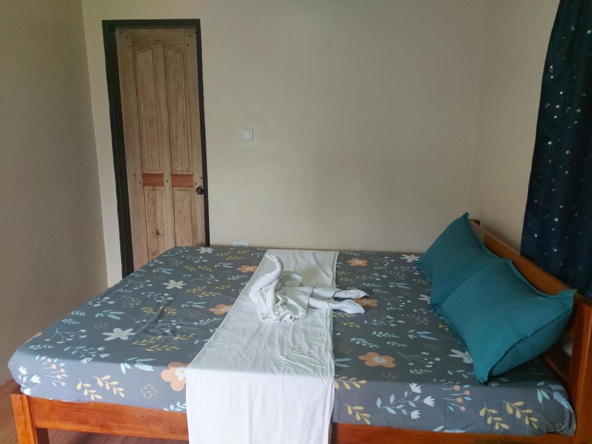 Gardenview Homestay Siargao 제너럴 루나 외부 사진