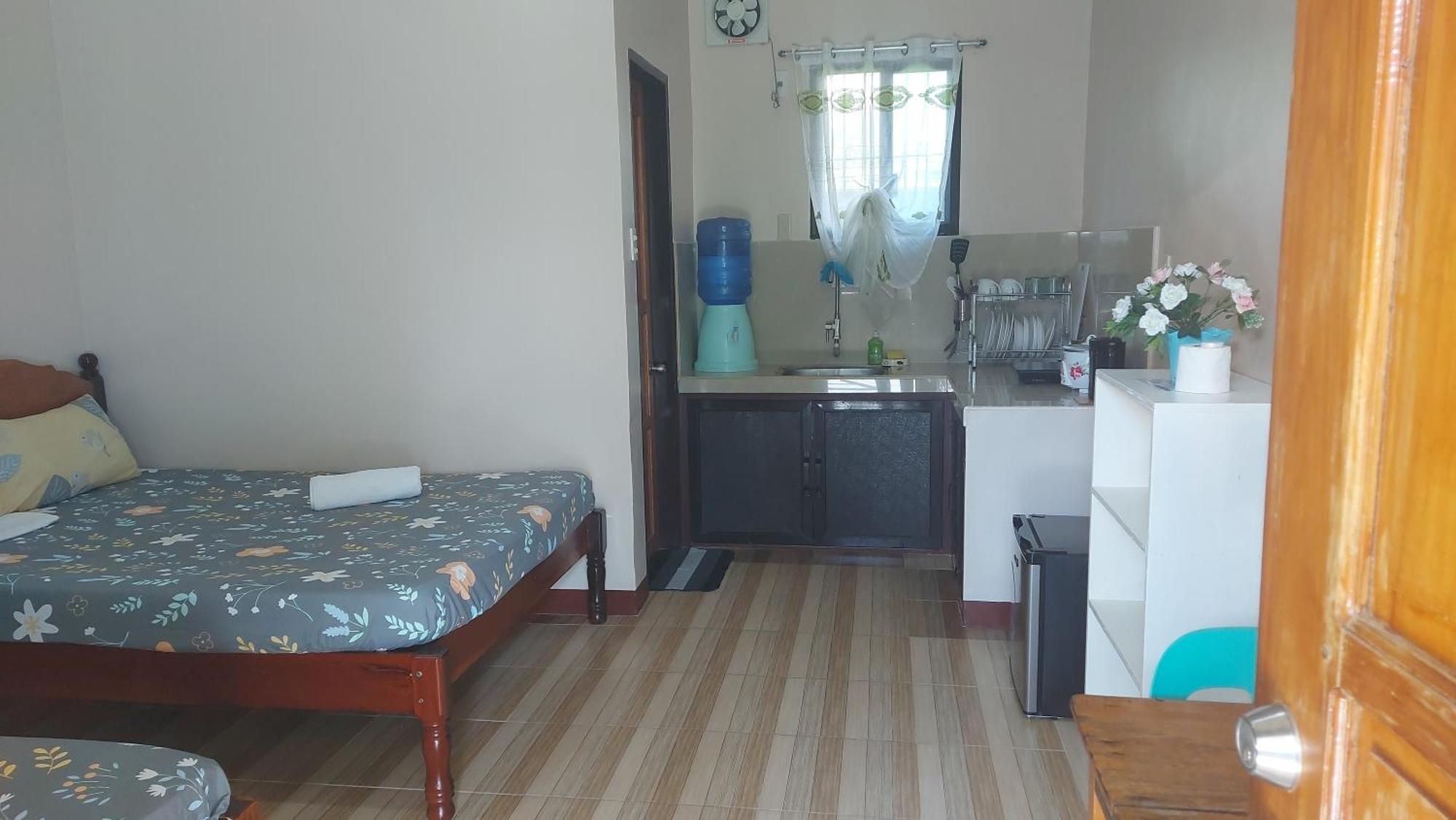 Gardenview Homestay Siargao 제너럴 루나 외부 사진