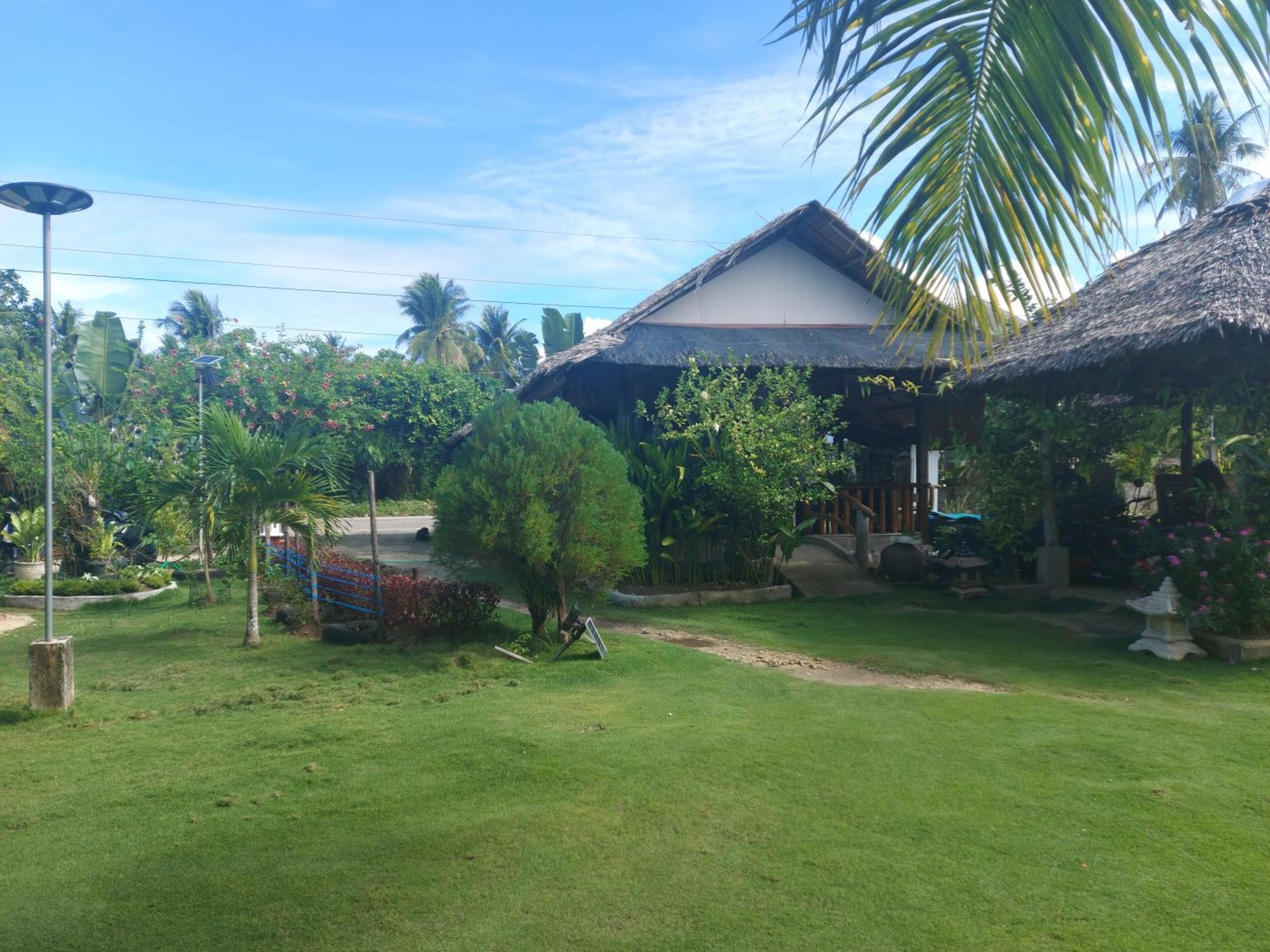 Gardenview Homestay Siargao 제너럴 루나 외부 사진